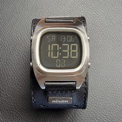 Nixon The 286 CTRL ALT DEL Watch Original Band Great Condition New Battery
