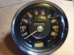 NOS Classic Mini Cooper 100MPH Central Speedo. SN 4417/44