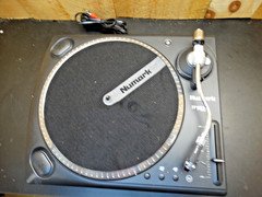 Numark Turntable TT-1625 Phono Phonograph Player DJ No Stylus TESTED AND WORKING