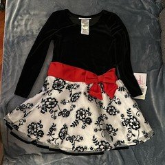 NWOT - Adorable girls Bonnie Jean holiday dress size 6