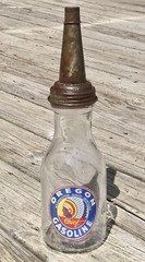 OREGON 1 Qt. Glass Gasoline Bottle, Tin Master Mfg. Co. Spout & Cap