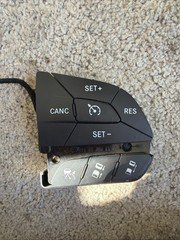 P68245342AA Commands Cruise Control on Steering Wheel JEEP Grand Cherokee
