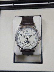 Patek Philippe Grand Complication Perpetual Calendar 5320G-001 White Dial B/P