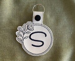 Personalized Keychain/Initial S/Black/Fob/Charm