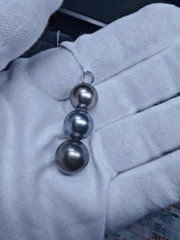 Platinum Certified Tahitian Pearl Pendant 3-Stone 12-13mm Round Mirror Luster