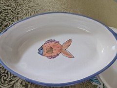 Pottery Large Oval Serving Bowl Fish Seafood 10"