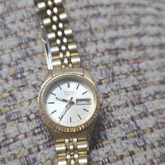 Pulsar Women's Quartz Day/Date White Dial Gold Tone Metal Bracelet Watch