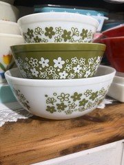pyrex spring blossom crazy daisy mixing bowls 402,403,404