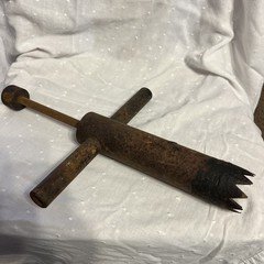 RARE antique hand auger, possibly for boring holes into wood or soil.