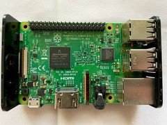 Raspberry Pi 3 Model B V1.2 2015 with 8GB Memory Card And Power Cable