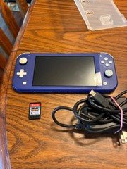 " Read"  Nintendo Switch Lite HDH-001 Handheld Console - 32GB - wont read game