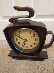 Retro Coffee Cup Clock Vintage Kitchen Cafe Restaurant Kitchen Decor 32x28x5cm