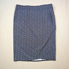 RipSkirt Hawaii Wrap Skirt Size Large Black Pearl Batik 26in Length Swim Coverup