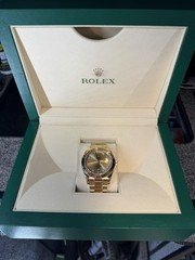 Rolex Day-Date II 218238 Yellow Gold Champagne Diamond Dial