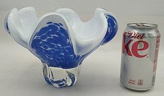 ROYAL GALLERY ART GLASS HAND BLOWN GLASS HANKERCHIEF VASE /BOWL MADE IN POLAND