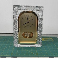 Seiko Crystal Quartz Mantel Desk Clock Rotating Pendulum Tested Japan QQ2127S