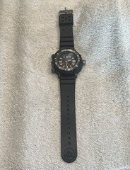 Seiko Prospex Diver 200m Quartz 43mm Black Dial Date Black Rubber Strap