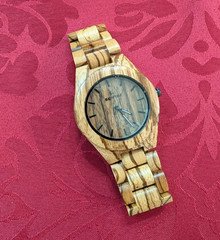 SENTAI Wood Grain Analog Quartz Wristwatch Brown Wood Bracelet Untested