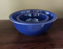 Set of 2 Vintage Pyrex Cobalt Blue Nesting Mixing Bowls – Rare