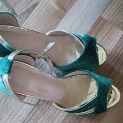 SHEIN Women’s Green/Gold Strappy Open Toe Ankle Strap Stiletto Heels 7