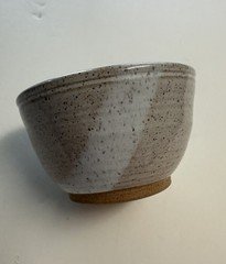 Signed Studio Pottery Stoneware Bowl Speckled Beige Handmade 5.5”