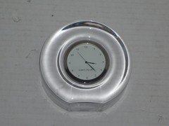 SIMON PEARCE JAPAN MOVEMENT ROUND GLASS PAPERWEIGHT DESK CLOCK NEW BATTERY