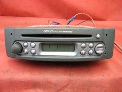SMART CAR 450 FORTWO 98-07 GENUINE GRUNDIG CD PLAYER STEREO HEAD UNIT - NO CODE