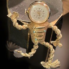 Sperina Swiss Wind-Up Manual Watch Ladies Pin Bellboy Bellhop Brooch Gold Tone