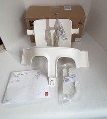 Stokke Tripp Trapp Baby Set White 5-Point Safety Harness Backrest New Open Box