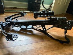 stryker strikezone 380 optifade camo (same bow used in TWD by Daryl Dixon)