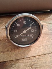 Studebaker Hawk Speedometer STEWART W/ Mount & Light 3-13/16 Packard Works READ