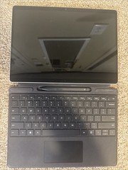 Surface Pro 9 Model 2038 13.3" Intel Core I7, 1TB SSD, 32GB RAM, Pen NO OS