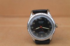 Swiss made military men's wrist watch ''Bonheur'' 17 jewels