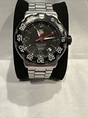 Tag Heuer Formula 1 WAH1110 Black Dial SS Quartz Watch w/ Travel Case
