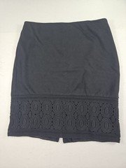 Talbots Pencil Skirt Women’s Size 8 Petite Black Floral Lace Hem Stretch