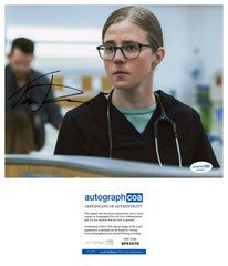 Taylor Dearden 'The Pitt' Actress Signed 8x10 Photo 'Dr. Melissa King' ACOA