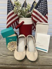Tieks by Gavrieli Italian Leather Flats Patent Size 8 Cream 