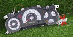 Toyota FJ cruiser 2008-2011 Instrument Cluster Speedometer Gauges OEM Used