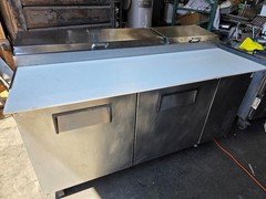 True TPP-67 67" TPP Series Pizza Prep Table Refrigerated Base 115v Tested Good
