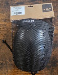 TSG PADS KNEEPAD ALL TERRAIN SKATEBOARD SKATE KNEE PAD medium