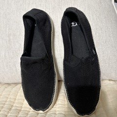 UGG Bren Round Toe Slip On Shoes  Flats Womens US Sz 7 Black