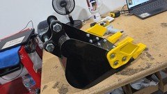 Used 1.5 T/3306.93 lbs Small Bucket Excavator Bucket Excavator Accessories