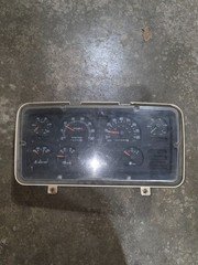 Used 2000 Sterling LT9511 Instrument Cluster A22-48697-000