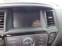Used Front Center Infotainment Display fits: 2019 Nissan Pathfinder display scre
