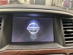 Used Front Center Infotainment Display fits: 2019 Nissan Pathfinder display scre