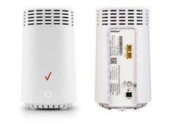 Verizon - Fios E3200 WiFi 6 - Extender - Used (Great Condition)