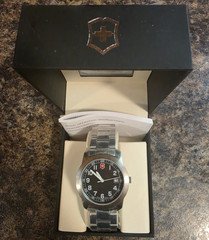 Victorinox Swiss Army Men's Quartz 40mm Black Dial Date Steel Bracelet 100m