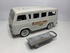 Vintage 1950’s Nylint Toys Ambulance & Stretcher Pressed Steel