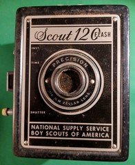 Vintage 1950’s Pho-Tak Boy Scouts of America Scout 120 Flash Box Camera Untested