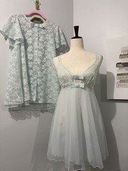Vintage 1960’s Babydoll and Peignoir Set Size Small